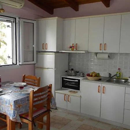 Victoria Apartment *